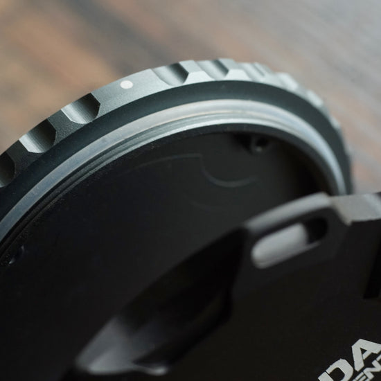 CUSTOM ENGRAVED 007 PORT CAPS image 3